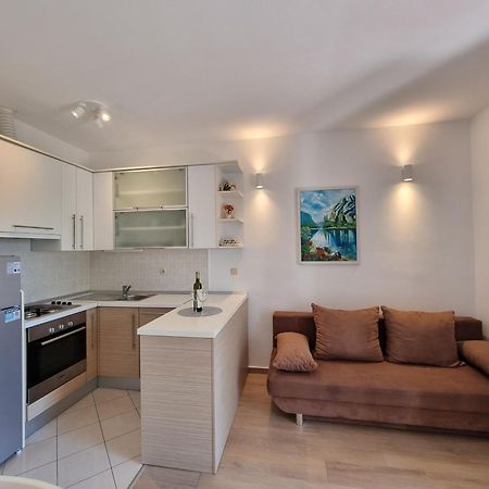 Apartments Kadenca Omiš Exterior foto